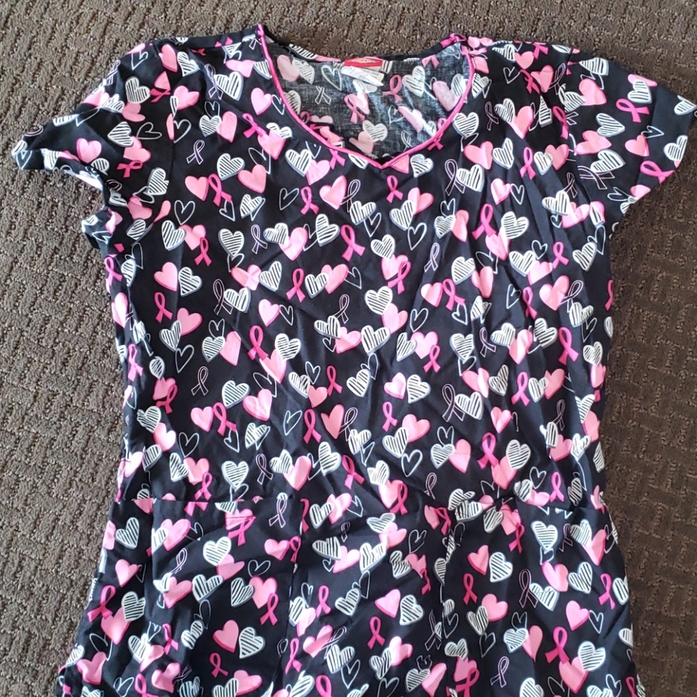 Scrub top